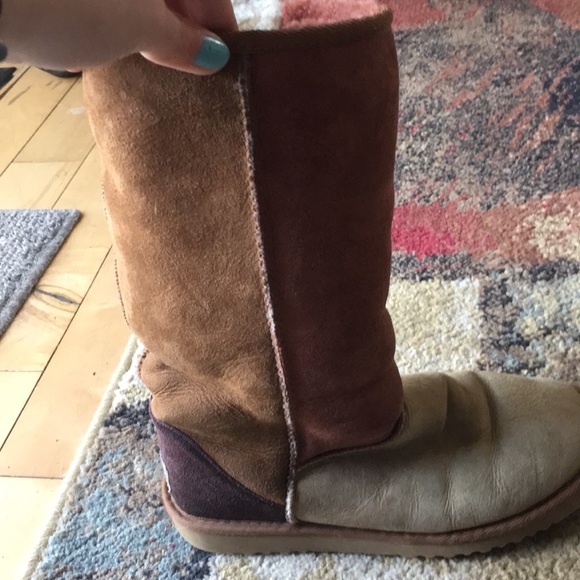 Multicolored UGGS - Picture 4 of 8